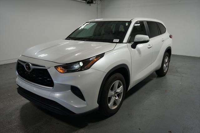 2023 toyota highlander l