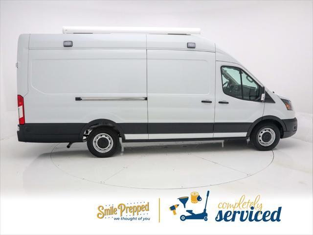 2022 ford transit-350 base