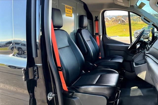 2020 ford transit-250 base