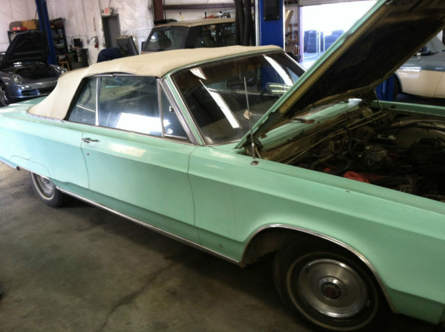 1968 chrysler newport base convertible 2-door 6.3l