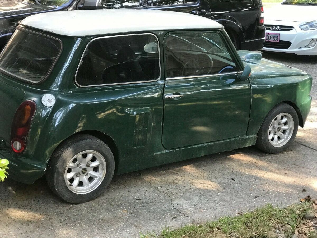 rare, right-side driver running mini