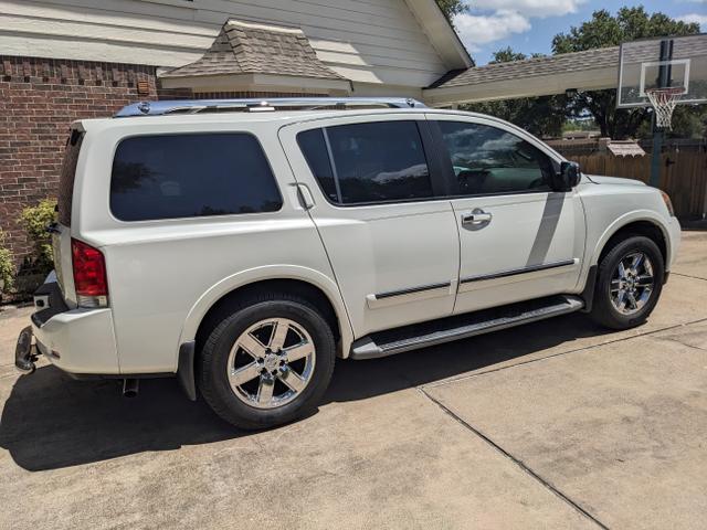 2014 nissan armada platinum