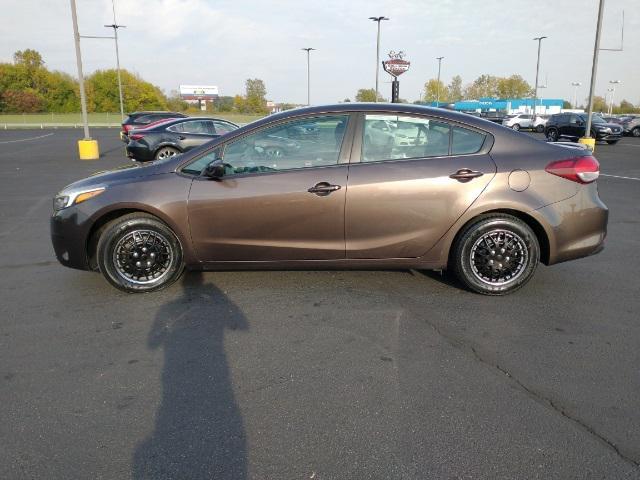 2017 kia forte lx