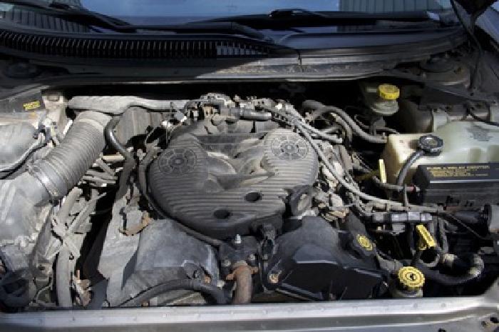 obo 01 chrysler intrepid 138k miles in akron, oh