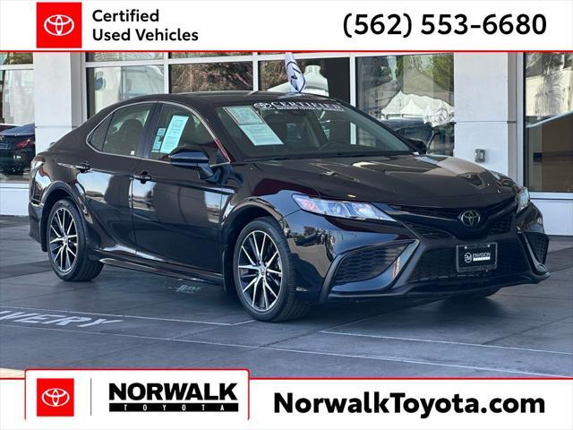 2021 toyota camry se