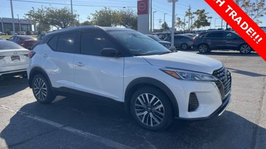 2021 nissan kicks sv