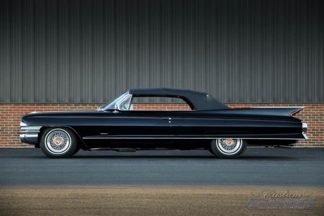 1961 cadillac series 62 convertible, 390ci, new top, new interior, restored, ac