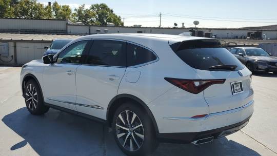 2025 Acura MDX technology package
