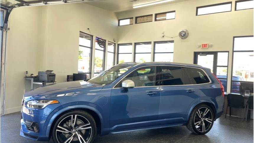 2016 volvo xc90 t8 eawd r-design