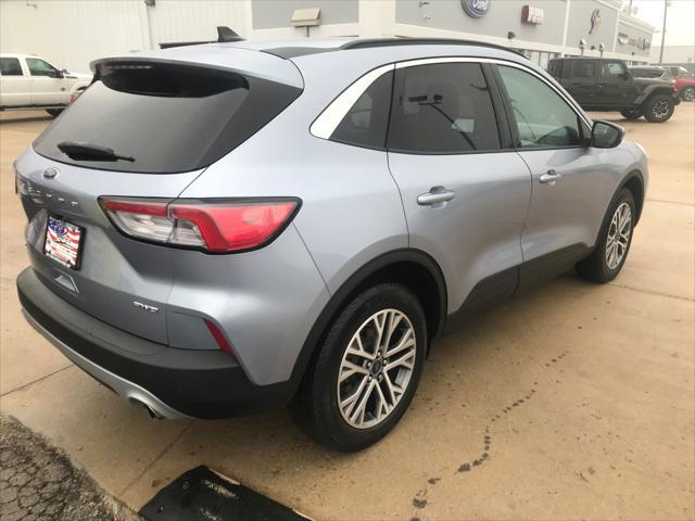 2022 ford escape sel