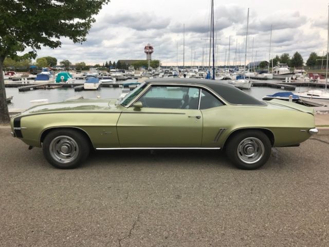 1969 camaro 350 survivor. ss clone. rebuilt drivetrain