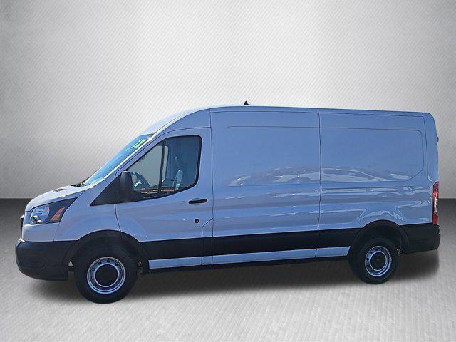 2022 ford transit-150 base