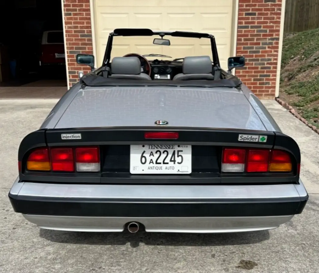 1986 alfa romeo spider quadrifoglio with 21k orig miles