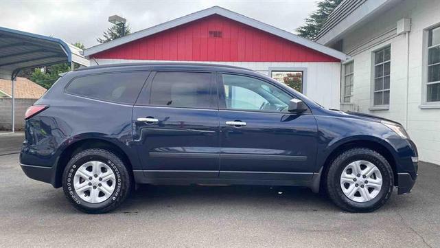 2016 chevrolet traverse ls