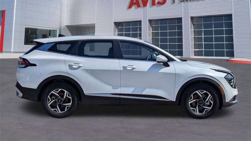 2024 kia sportage lx