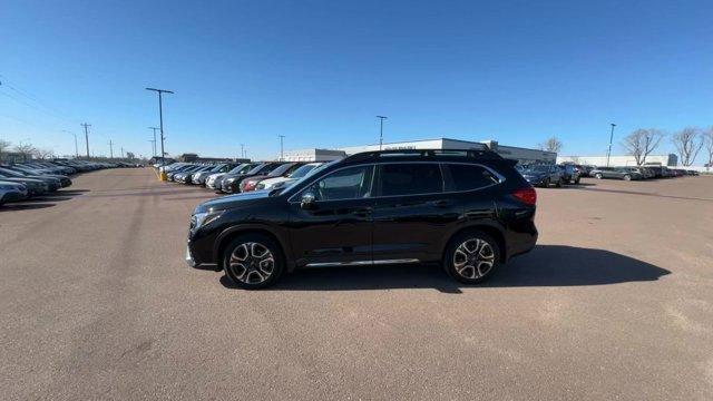 2023 subaru ascent limited 7-passenger