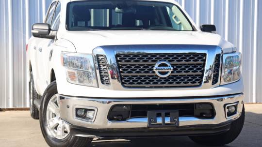 2017 Nissan Titan