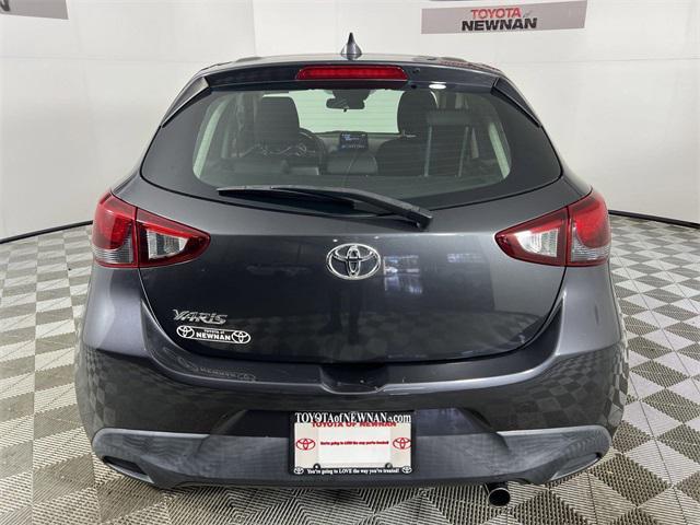 2020 toyota yaris sedan t mulliner
