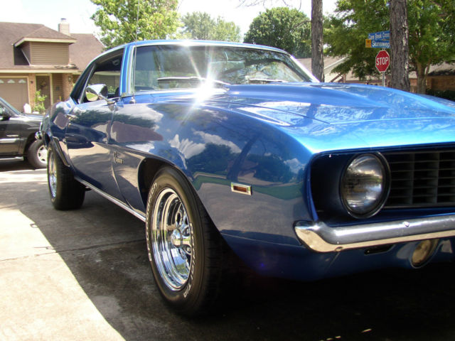 1969 chevrolet camaro coupe (base x44)