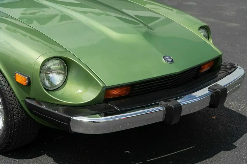 1975 datsun 280z 2+2,19,775 miles,4speed man transunrestored,a/c,fuel injection