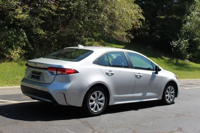 2021 toyota corolla le