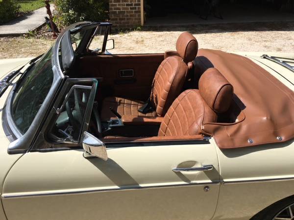 1979 mgb roadster convertible with overdrive