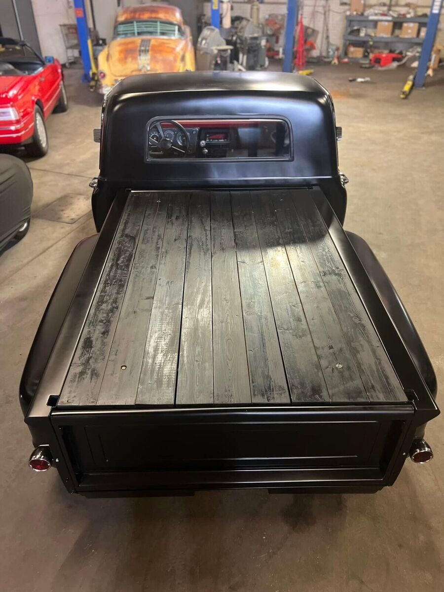 1968 chevrolet c-10 pickup black rwd automatic stepside