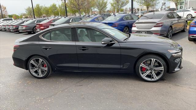 2024 genesis g70 2.5t rwd