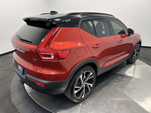 2021 volvo xc40 t5 r-design