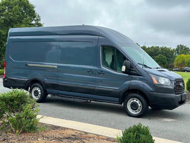 2019 ford transit-250 base
