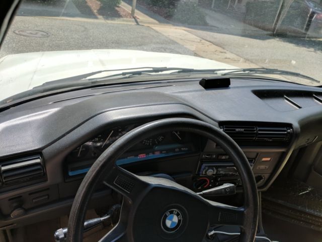 1984 bmw 318i e30 coupe - uncracked dash, zero rust