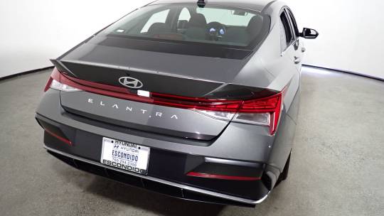 2025 Hyundai Elantra
