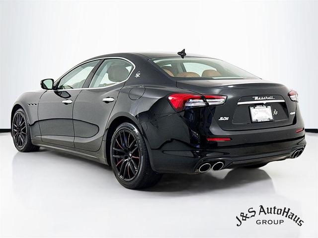 2021 maserati ghibli s q4