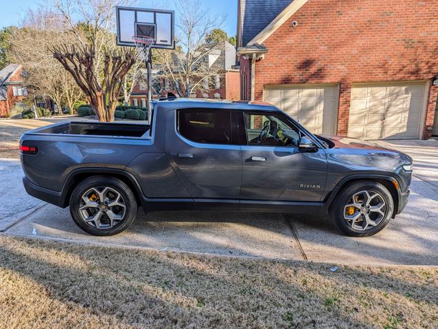 2023 rivian r1t adventure quad-motor large package