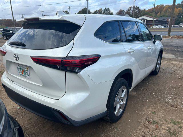 2021 toyota highlander l