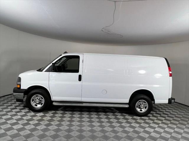 2022 chevrolet express 2500 rwd 2500 regular wheelbase wt