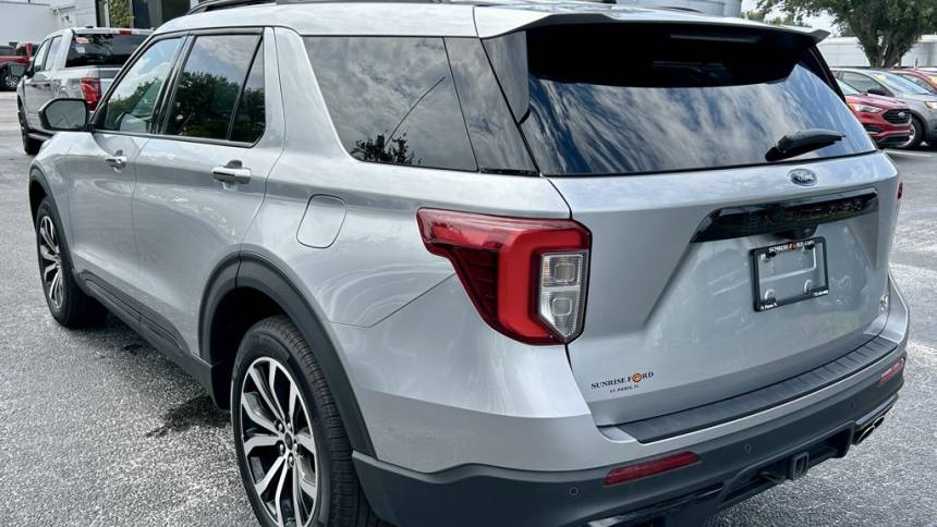 2023 ford explorer st