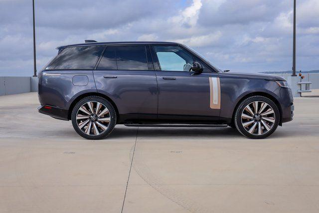 2023 land rover range rover sv