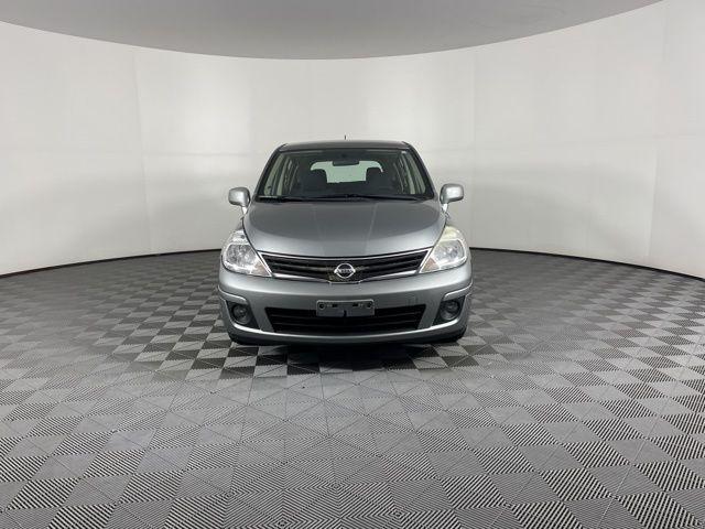 2011 nissan versa 1.8 sl