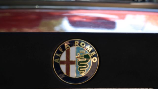 1985 alfa romeo graduate *** no reserve *** clean title *** very nice
