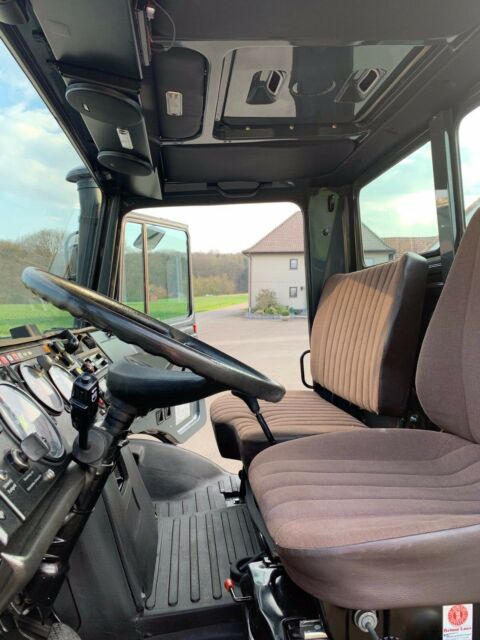 mercedes benz unimog 1300l , year 1988 -16500mi only
