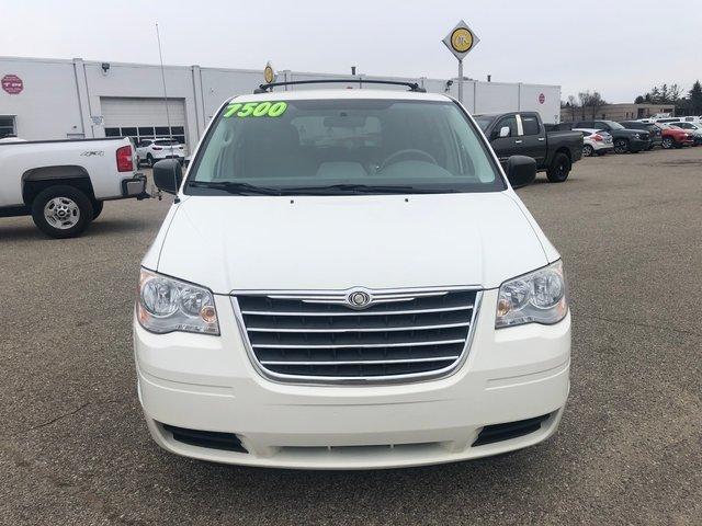 used 2010 chrysler town & country lx holland, mi 49423 for sale in holland, michigan