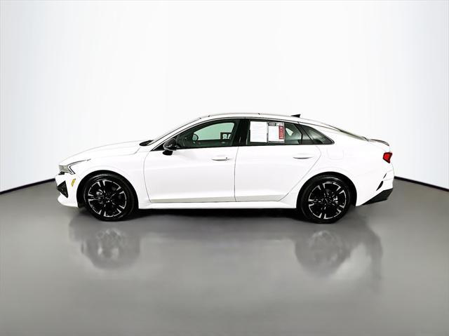 2022 kia k5 gt-line