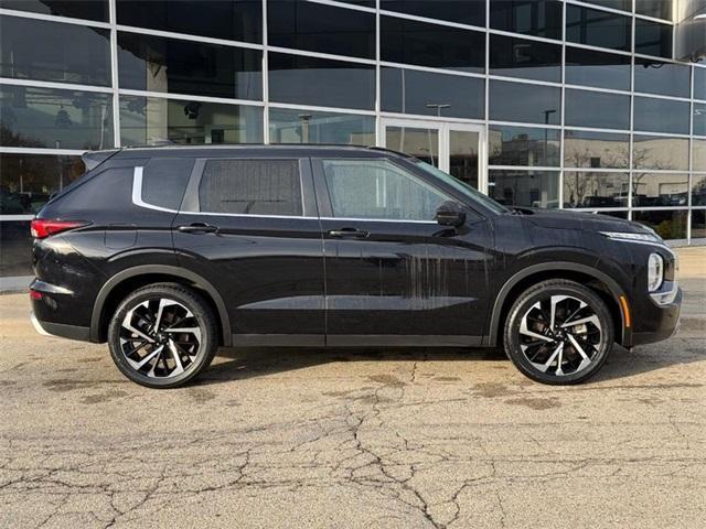2022 mitsubishi outlander se