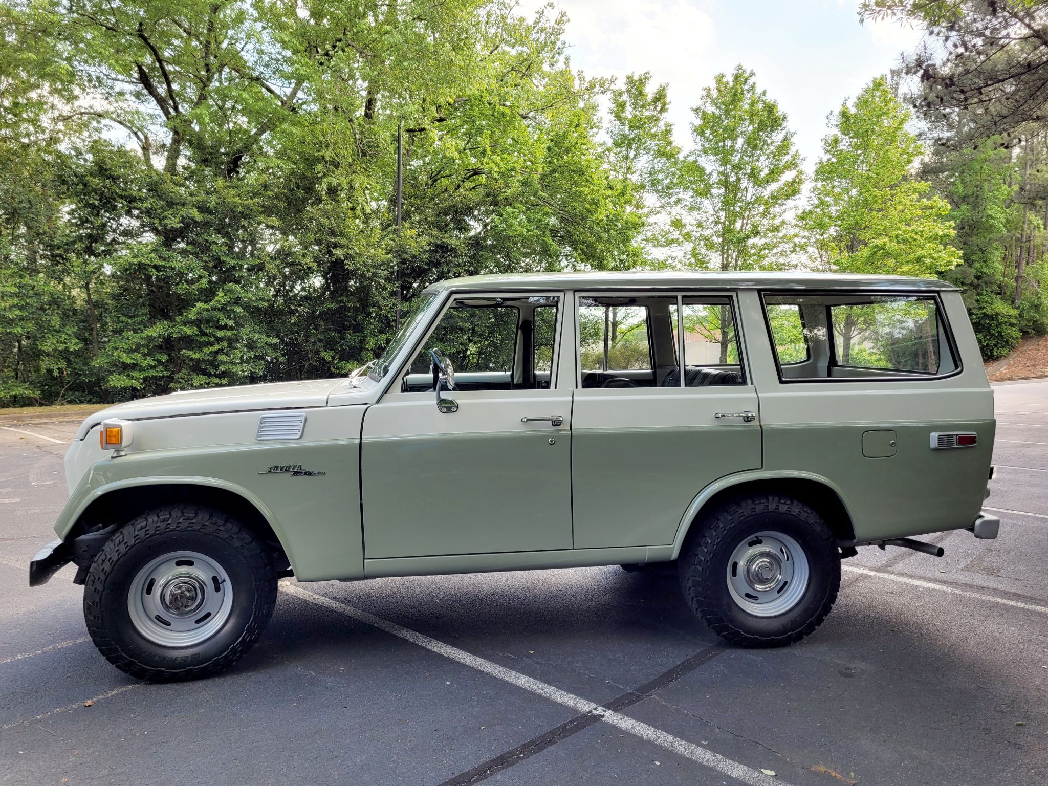 1976 toyota land cruiser fj55