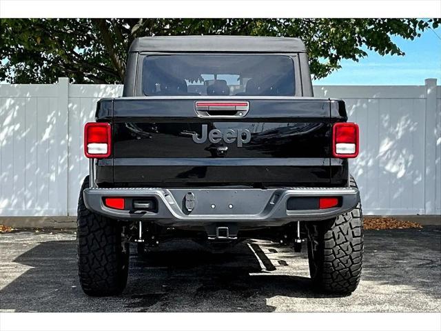 2023 jeep gladiator sport s