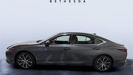 2024 Lexus ES