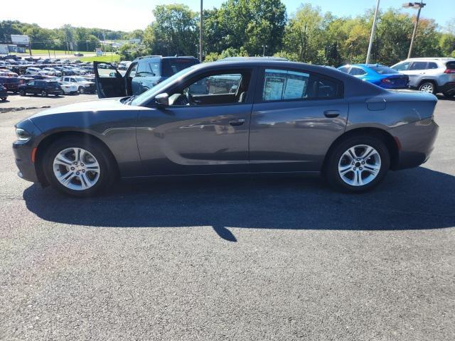 2015 dodge charger se