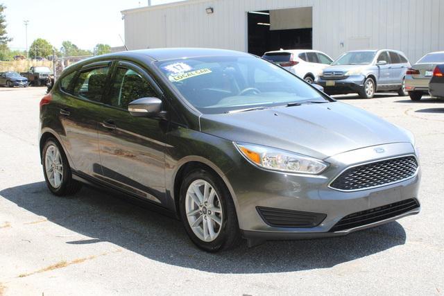 2017 ford focus se