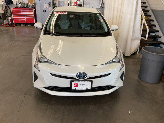2017 toyota prius two